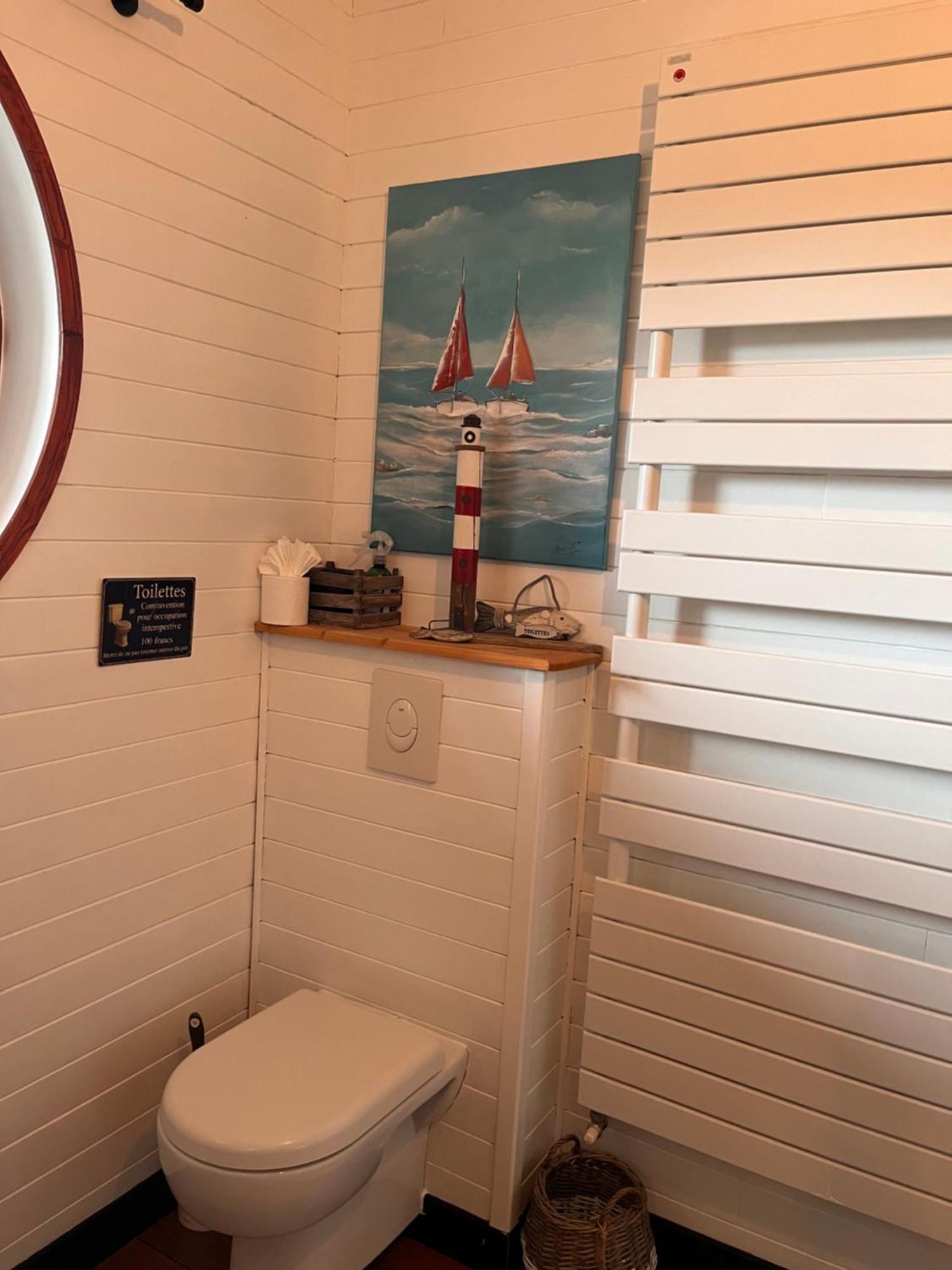La Maison Bateau Au Bord De Mer Guissény Eksteriør billede