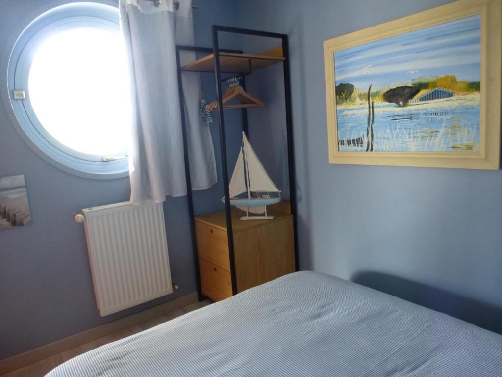 La Maison Bateau Au Bord De Mer Guissény Eksteriør billede