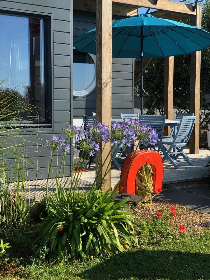 La Maison Bateau Au Bord De Mer Guissény Eksteriør billede